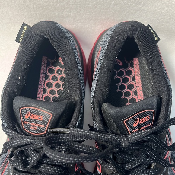 ASICS GT-2000 running shoes - Picture 5 of 9